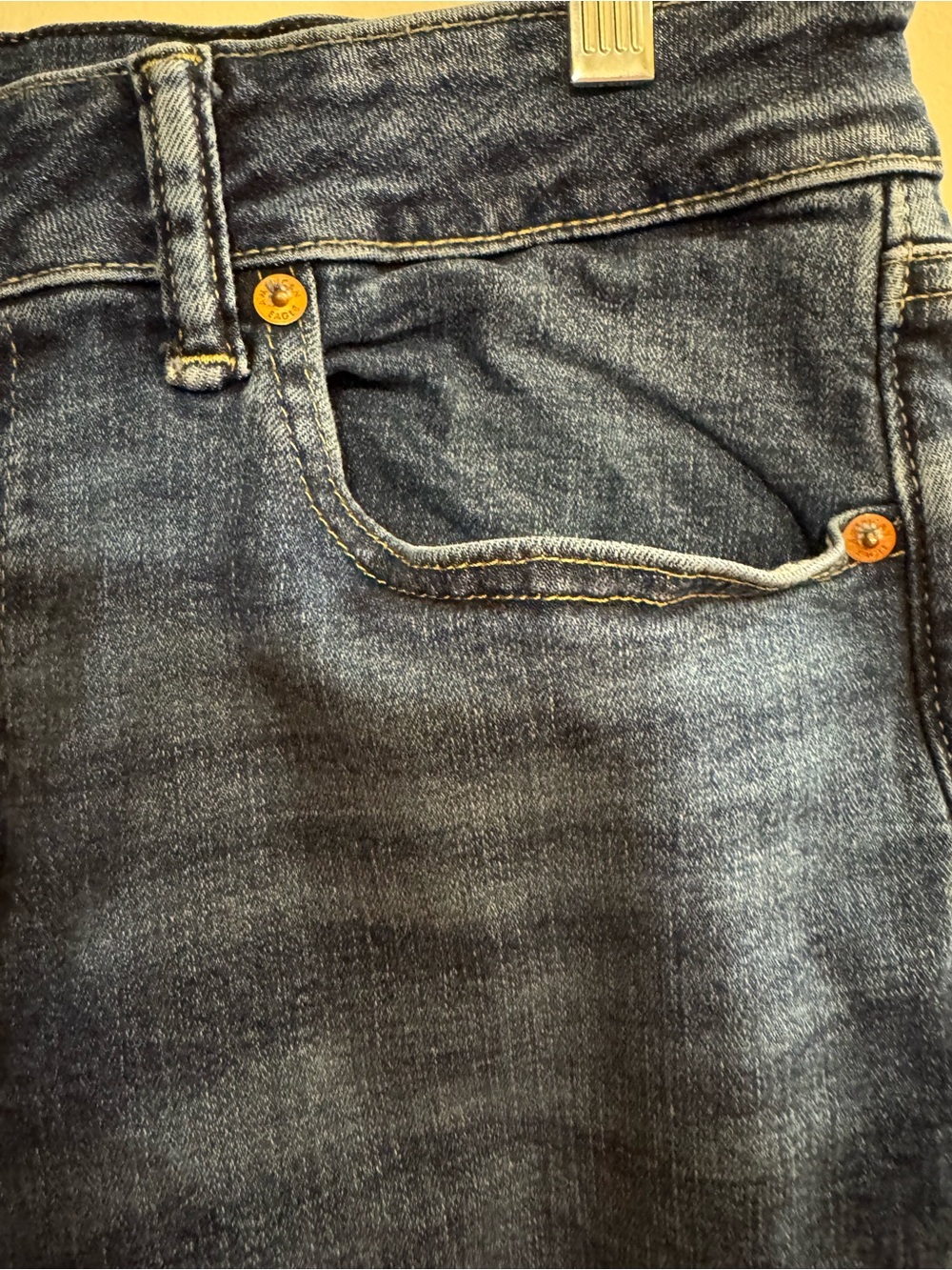 American Eagle jeans EUC // 31x32 - Picture 2 of 7